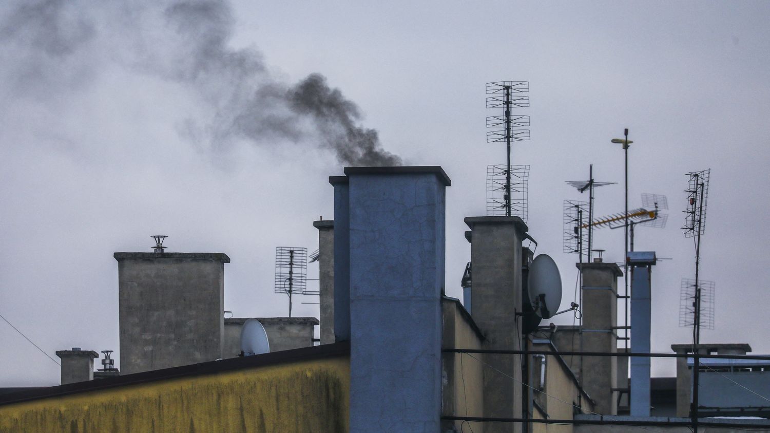 la Cour des comptes de l’UE appelle à taxer davantage les énergies fossiles