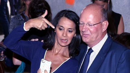 Sophia Aram et Remy Pfimlin, le PDG de France Télévisions lors de la présentation de la nouvelle grille de programmes
 (PHOTOPQR/LE PARISIEN )