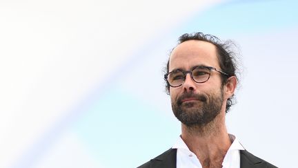 Le militant Cédric Herrou au festival de Cannes (Alpes-Maritimes), le 18 mai 2018. (ANNE-CHRISTINE POUJOULAT / AFP)