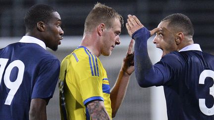 Layvin Kurzawa chambre les Suédois quelques minutes avant l'élimination des Bleuets (JONATHAN NACKSTRAND / AFP)