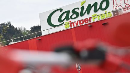 Casino hypermarket in Monthieux, in Saint-Étienne, whose closure has been announced for April 2024. Illustrative photo. (R?MY PERRIN / MAXPPP)