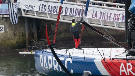 Les 40 skippeurs du Vendée Globe s'apprêtent à prendre le départ des Sabkes d'Olonne (Vendée), le 10 novembre 2024. (ESTELLE RUIZ / HANS LUCAS / AFP)