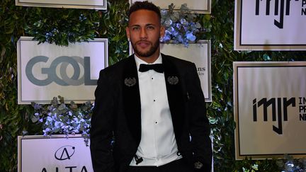 Le footballeur brésilien Neymar lors d'une soirée caritative&nbsp;organisée par son association à Sao Paolo, le 19 juillet 2018. (NELSON ALMEIDA / AFP)