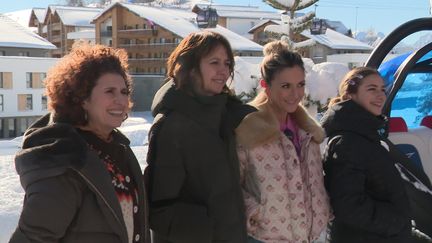 Les héroïnes de "Juste ciel !" au Festival de l'Alpe d'Huez  : Guilaine Londez, Valérie Bonneton, Camille Chamoux et Louise Malek (France 3 Alpes)