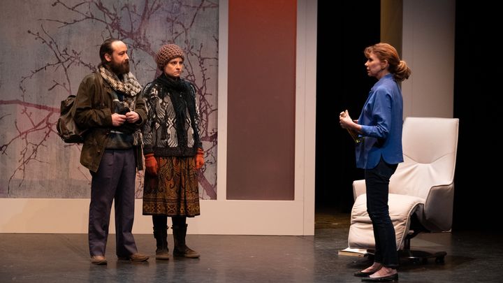 Antoine Guiraud, Charlotte Matzneff et Florence Pernel dans la pièce de théâtre "Le huitième ciel". (Grégoire Matzneff)