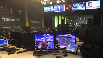 L'un des studios de franceinfo à la Maison de la radio et de la musique, à Paris (THOMAS PONTILLON / FRANCEINFO / RADIO FRANCE)