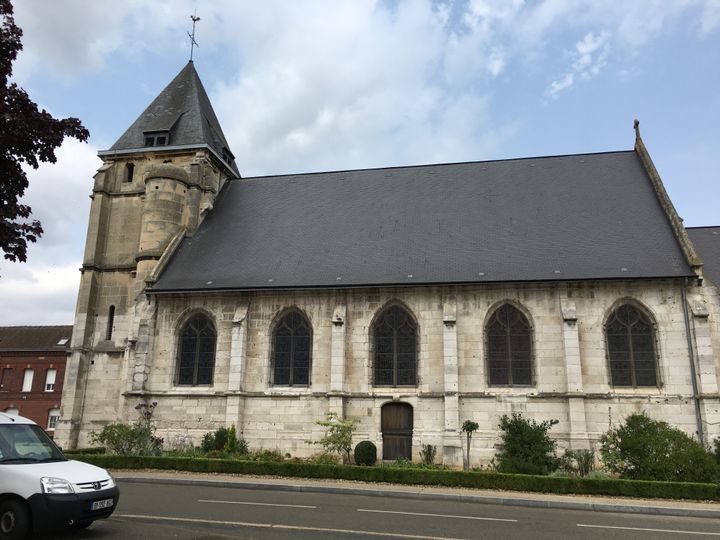 L'église de&nbsp;Saint-Etienne-du-Rouvray (Seine-Maritime), le 19 juillet 2017. (RAPHAEL GODET / FRANCEINFO)