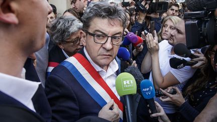 Mélenchon perquisitionné : "Je ne me laisserai pas faire"