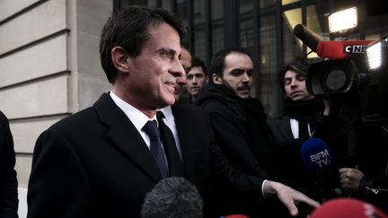 L'ancien Premier ministre Manuel Valls réunit ses soutiens durant l'entre-deux-tours de l'élection presidentielle le 25 avril 2017, à Paris. (VINCENT ISORE / MAXPPP)