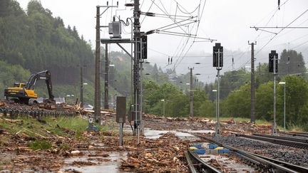 The scene after heavy rainfalls caused a landslide that blocked railroad tracks near Taxenbach, Salzburg, Austria, 02 June 2013. (MAXPPP)