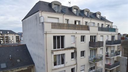 Un balcon qui s'est effondré à Angers (Maine-et-Loire), le 16 octobre 2016. (JEAN-FRANCOIS MONIER / AFP)