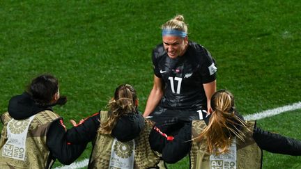 La Néo-Zélandaise Hannah Wilkinson célèbre son but face à la Norvège, le 20 juillet 2023. (SAEED KHAN / AFP)