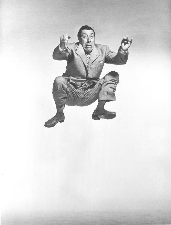 Jump series, Fernandel, 1949 Tirage argentique d'époque. Estimation : 2 000 - 3 000 €
 (Philippe Halsman)