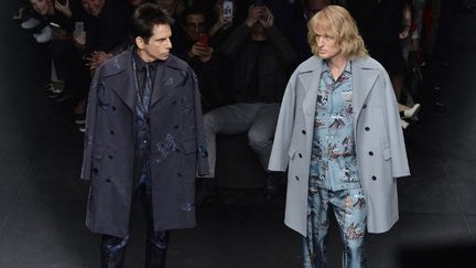 Ben Stiller et Owen Wilson, mannequins pour Valentino (mars 2015)
 (MIGUEL MEDINA / AFP)