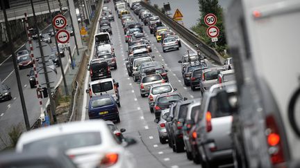 L'autoroute A7 &agrave; hauteur de Vienne (Is&egrave;re), le 23 juillet 2011. (JEFF PACHOUD / AFP)