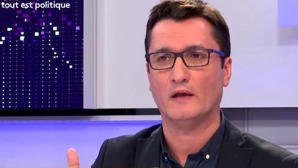 Olivier Dartigolles, porte-parole du Parti communiste français, était l'invité de franceinfo vendredi 30 mars 2018. (FRANCEINFO)