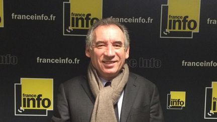 &nbsp; (François Bayrou invité de France Info ce vendredi © RF/ Camille Glas)