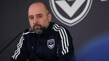 Gérard Lopez, le 7 juillet 2022, en conférence de presse au centre d'entainement Le Haillan. (THIBAUD MORITZ / AFP)