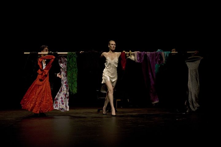 &nbsp; (Viktor Tanztheater Wuppertal Pina Bausch (3) ©Laszlo Szito)