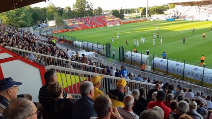 Le public dans les tribunes du stade de La Source, à Orléans le 2 août 2019 (ANTOINE DENÉCHÈRE / FRANCE BLEU ORLÉANS / RADIO FRANCE)