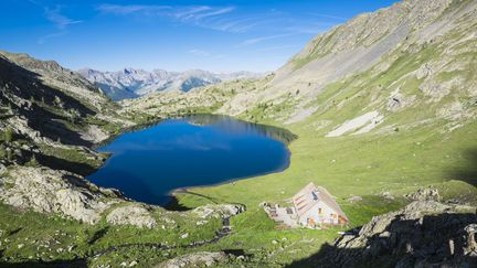 Les lacs de Vens, au sein du parc national du Mercantour, dans le d&eacute;partement des Alpes-Maritimes. (GUIZIOU FRANCK / HEMIS.FR / AFP)