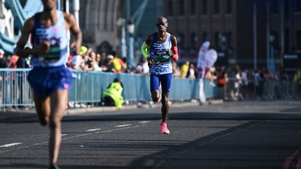 Mo Farah lors du semi-marathon "The Big Half" à Londres, le 3 septembre 2023. (JUSTIN TALLIS / AFP)