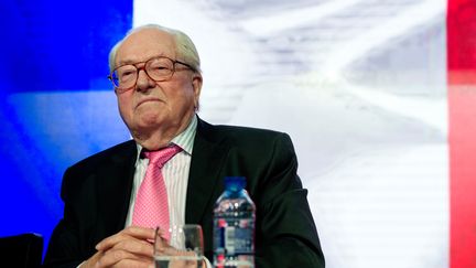 Le pr&eacute;sident d'honneur du Front national, le 25 janvier 2015, &agrave; Paris. (ALAIN JOCARD / AFP)