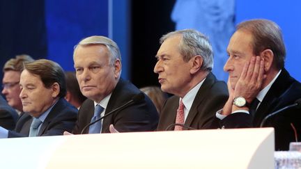 Le Premier ministre Jean-Marc Ayrault, le 19 novembre 2013, au Congr&egrave;s des maires de France, &agrave; Paris. (JACQUES DEMARTHON / AFP)