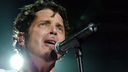 Chris Cornell, sur scène au Madison Square Garden de New York avec Audioslave, en octobre 2009.
 (Kevin Mazur/WireImage/Getty Images)