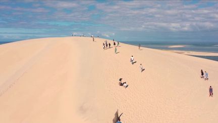 Dune du Pilat : réouverture sous haute surveillance après les incendies