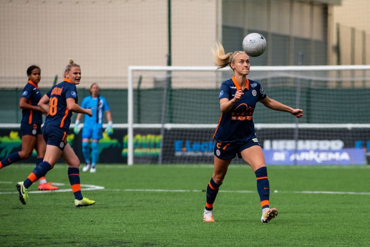 Sarah Puntigam de Montpellier, le 5 septembre 2020, lors d'un mtch de championnat contre le FC Fleury 91. (MELANIE LAURENT / A2M SPORT CONSULTING / AFP)