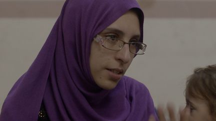 La Française Mélina Boughedir, dans la prison pour femmes de Bagdad, où elle est incarcérée avec sa fille de deux ans. (SALAM SALMAN - PHOTOGRAPHIE EXCLUSIVE FRANCE INTER, TOUTE REPRODUCTION INTERDITE)