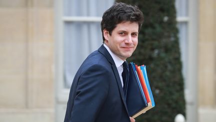 Le ministre chargé de la ville et du Logement, Julien Denormandie, à la sortie du Conseil des ministres, le 4 mars 2020.&nbsp; (LUDOVIC MARIN / AFP)