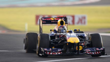 Sebastian Vettel au Grand Prix d'Abou Dhabi, le 13 novembre 2011. (JUMANA EL HELOUEH / REUTERS)