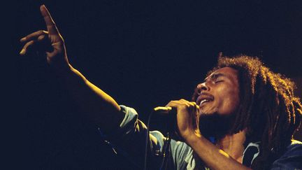 Bob Marley au Rainbow Theater de Londres dans les années 70.
 (Vincent McEvoy / Redferns / Getty Images)