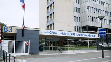 L'entrée de l'hôpital de la Pitié-Salpétrière, à Paris, le 31 juillet 2014.&nbsp; (IMAGE POINT FR / BSIP / AFP)