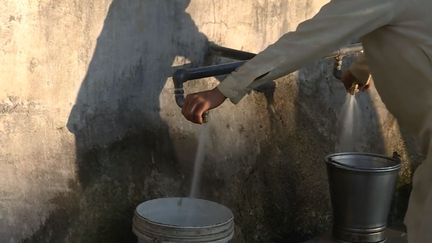 Santé : au Pakistan, du poison au robinet