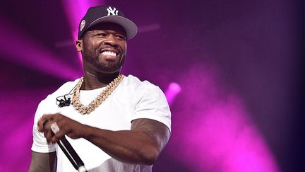 Le rappeur 50 Cent au Barclays Center, 28 juin 2019 et Janet Jackson, Festival de Montreux, 30 juin 2019 (Theo Wargo / GETTY IMAGES NORTH AMERICA / AFP et  FABRICE COFFRINI / AFP)