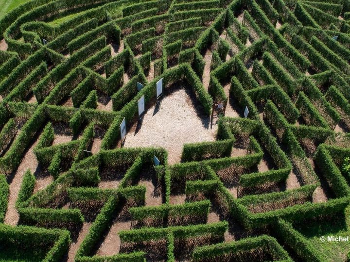 Le labyrinthe des jardins de Colette à Varetz, dans les faubourgs de Brive-la-Gaillarde. (BRIVE TOURISME)