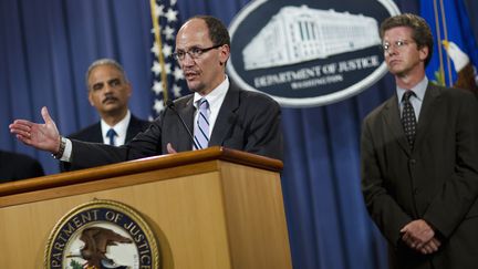 Conf&eacute;rence de presse au minist&egrave;re de la Justice am&eacute;ricain, le 21 d&eacute;cembre 2011 &agrave; Washington&nbsp;(Etats-Unis). (BENJAMIN MYERS / REUTERS)