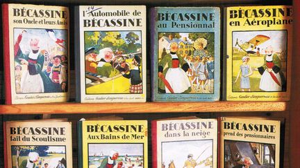 "Bécassine dévoile les trésors de Loulotte" : différents albums de Bécassine
 (Musée de la Poupée-Paris)