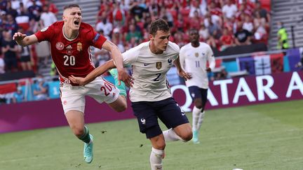 Benjamin Pavard a passé un match compliqué contre la Hongrie dimanche 19 juin à Budapest. (BERNADETT SZABO / POOL)