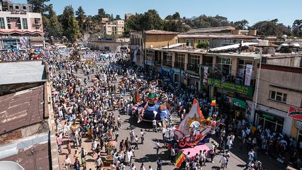 Le 18 janvier 2021, les rues de Gondar sont prêtes pour accueillir les fidèles et les curieux venus participer à la procession du Timkat. &nbsp; (EDUARDO SOTERAS / AFP)