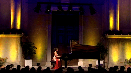 Khatia Buniatishvili au 66e festival classique de Menton
 (France 3)