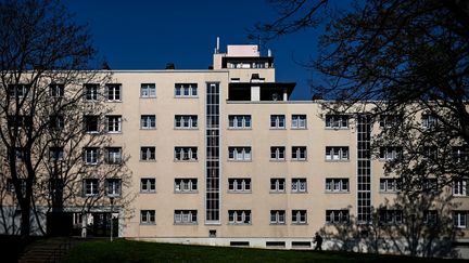 Un batiment de Butte-Rouge à Chatenay-Malabry, en banlieue parisienne. (2019) (PHILIPPE LOPEZ / AFP)