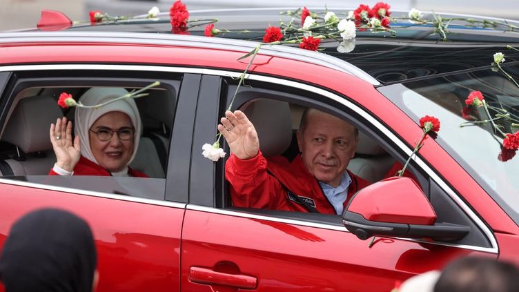 Turkish President Recep Tayyip Erdogan arrives at Technofest on April 29, 2023 in Istanbul, Turkey.  (Ali Atmaqa / Anadolu Agency / AFP)