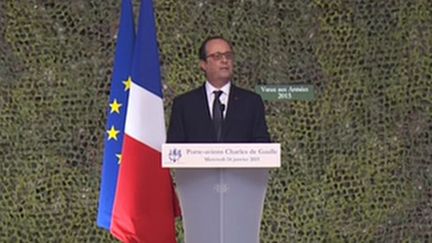 &nbsp; (François Hollande a présenté ses voeux aux armées sur le porte-avions Charles-de-Gaulle © Capture d'écran BFMTV)