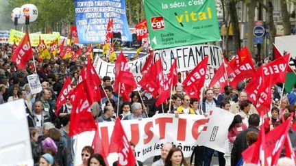 Le 1er mai sera-t-il un moment décisif de l'entre-deux-tours ? (JEAN-PIERRE MULLER / AFP)