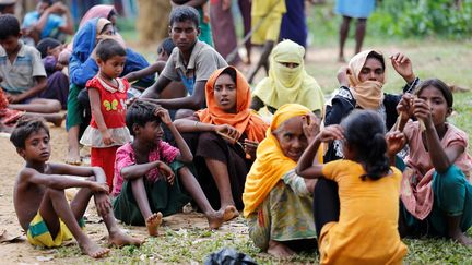 Exode des Rohingyas : 90 ONG accusent la Birmanie de crimes contre l'humanité