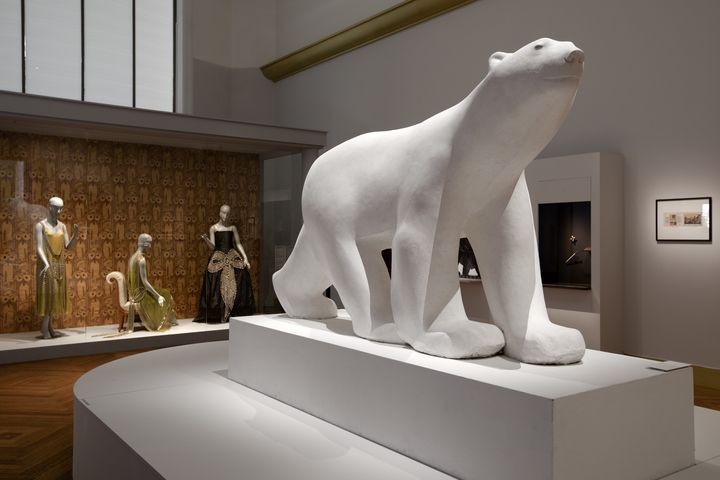 Exposition "Le Paris de la modernité, 1905-1925" au Petit Palais, "Ours blanc" de François Pompon. (PARIS MUSEE / GAUTIER DEBLONDE)